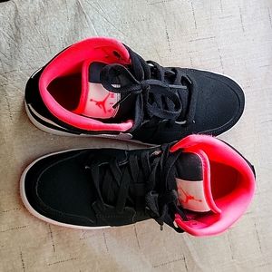 Pink and black Nike Jordan's. Size 4y